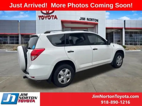 More photos of 2007 Toyota RAV4 at Jim Norton Toyota, OK