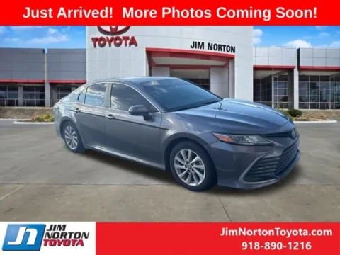 Gray 2021 Toyota Camry LE for sale in Tulsa, OK