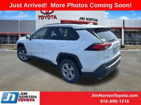 More photos of 2021 Toyota RAV4 XLE at Jim Norton Toyota, OK