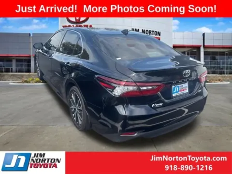 More photos of 2023 Toyota Camry XLE at Jim Norton Toyota, OK