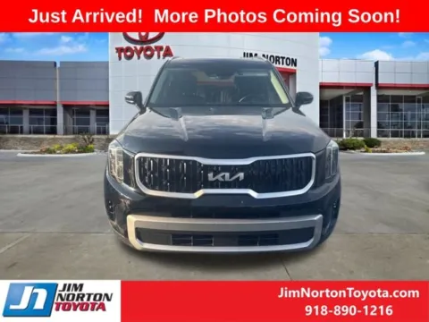 Photos of 2023 Kia Telluride EX for sale in Tulsa, OK at Jim Norton Toyota