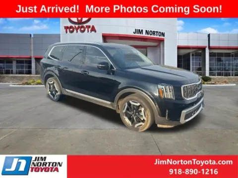 Black 2023 Kia Telluride EX for sale in Tulsa, OK