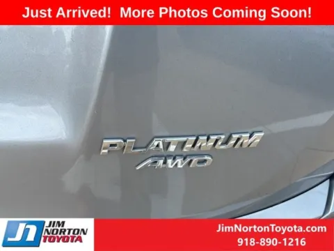 More photos of 2017 Toyota RAV4 Platinum at Jim Norton Toyota, OK