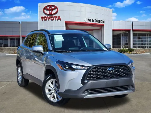 Silver 2024 Toyota Corolla Cross LE for sale in Tulsa, OK