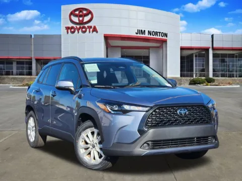 Gray 2024 Toyota Corolla Cross LE for sale in Tulsa, OK