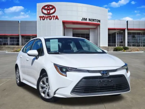 White 2024 Toyota Corolla LE for sale in Tulsa, OK