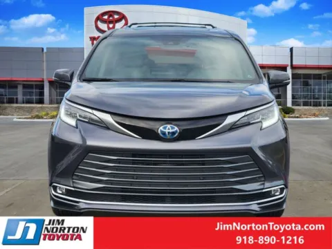 Photos of 2025 Toyota Sienna Limited for sale in Tulsa, OK at Jim Norton Toyota