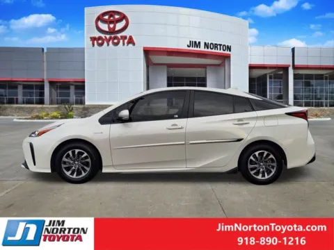 More photos of 2020 Toyota Prius Limited at Jim Norton Toyota, OK