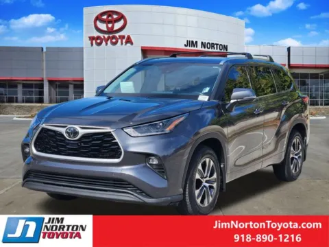 Another view of 2021 Toyota Highlander XLE for sale in Tulsa, OK at Jim Norton Toyota