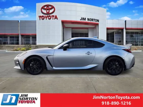 More photos of 2023 Toyota GR86 Premium at Jim Norton Toyota, OK
