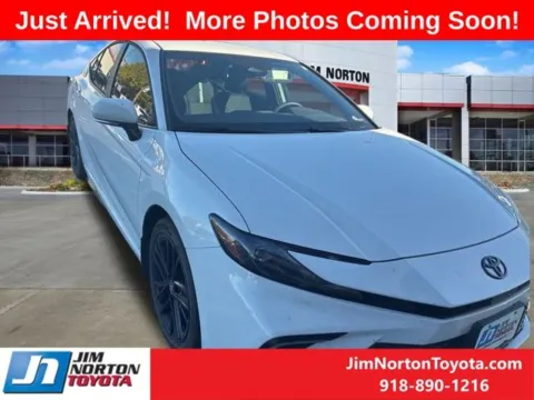 White 2025 Toyota Camry SE for sale in Tulsa, OK