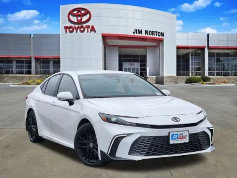 White 2025 Toyota Camry SE for sale in Tulsa, OK