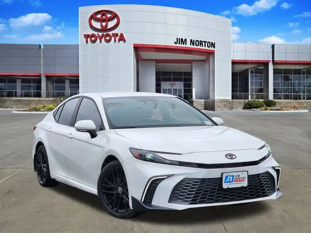 White 2025 Toyota Camry SE for sale in Tulsa, OK