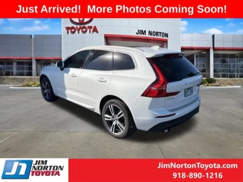 More photos of 2021 Volvo XC60 T5 Momentum at Jim Norton Toyota, OK
