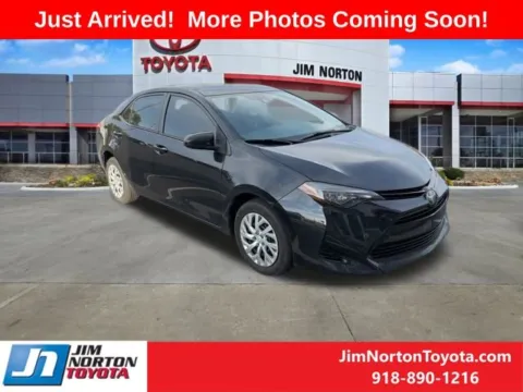 Black 2018 Toyota Corolla LE for sale in Tulsa, OK