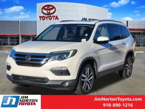 Another view of 2017 Honda Pilot Touring for sale in Tulsa, OK at Jim Norton Toyota