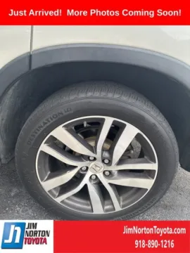 More photos of 2017 Honda Pilot Touring at Jim Norton Toyota, OK