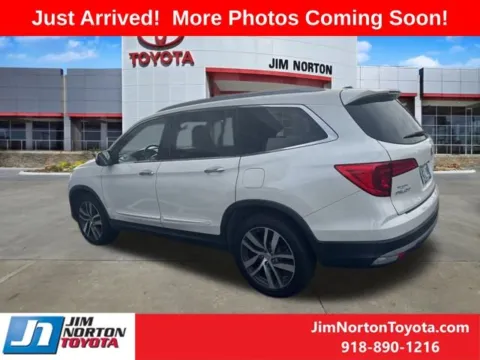 Another view of 2017 Honda Pilot Touring for sale in Tulsa, OK at Jim Norton Toyota