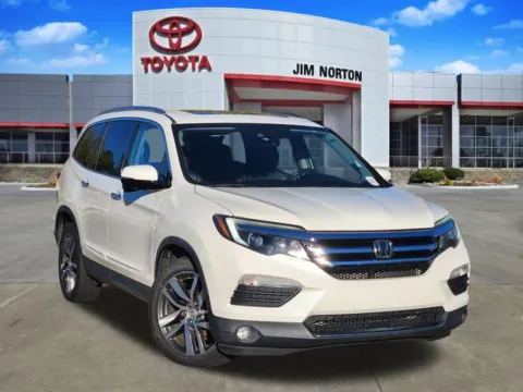 White 2017 Honda Pilot Touring for sale in Tulsa, OK