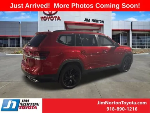 More photos of 2022 Volkswagen Atlas 2.0T SE w/Technology at Jim Norton Toyota, OK