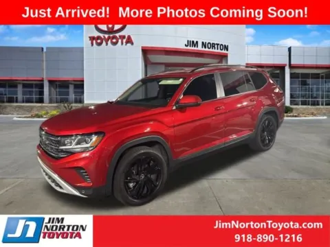 Photos of 2022 Volkswagen Atlas 2.0T SE w/Technology for sale in Tulsa, OK at Jim Norton Toyota