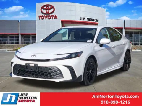 Another view of 2025 Toyota Camry SE for sale in Tulsa, OK at Jim Norton Toyota