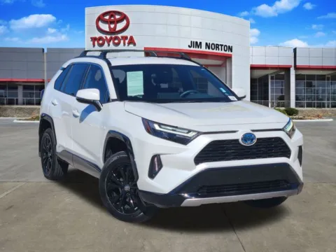 White 2024 Toyota RAV4 Hybrid SE for sale in Tulsa, OK