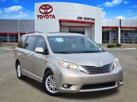 Beige 2015 Toyota Sienna XLE for sale in Tulsa, OK