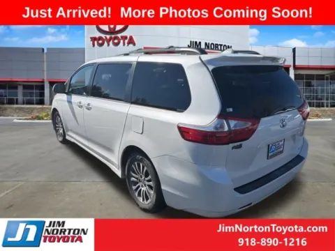 Another view of 2019 Toyota Sienna XLE for sale in Tulsa, OK at Jim Norton Toyota
