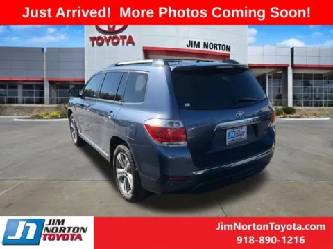 More photos of 2013 Toyota Highlander Limited at Jim Norton Toyota, OK