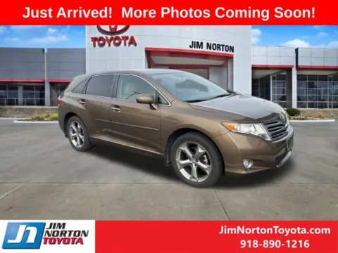 Gold 2010 Toyota Venza for sale in Tulsa, OK