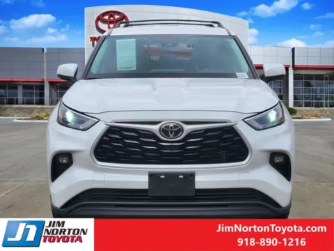 Photos of 2023 Toyota Highlander LE for sale in Tulsa, OK at Jim Norton Toyota