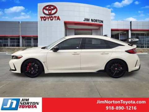 More photos of 2023 Honda Civic Type R at Jim Norton Toyota, OK