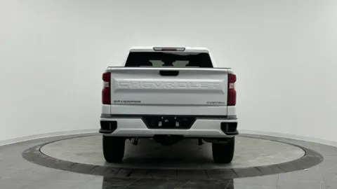 More photos of 2023 Chevrolet Silverado 1500 Custom at Auto Boutique Florida, FL