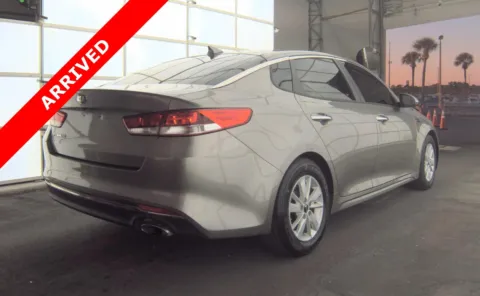 More photos of 2018 Kia Optima LX at Auto Boutique Florida, FL