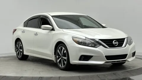 Another view of 2017 Nissan Altima 2.5 SR for sale in Jacksonville, FL at Auto Boutique Florida