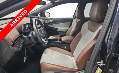 More photos of 2023 Volkswagen ID.4 Pro at Auto Boutique Florida, FL