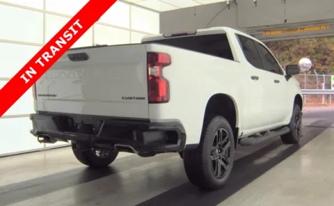 More photos of 2022 Chevrolet Silverado 1500 Custom Trail Boss at Auto Boutique Florida, FL