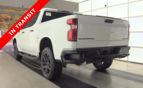 More photos of 2022 Chevrolet Silverado 1500 Custom Trail Boss at Auto Boutique Florida, FL