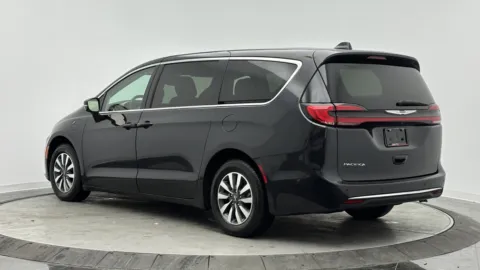 More photos of 2022 Chrysler Pacifica Hybrid Touring L at Auto Boutique Florida, FL