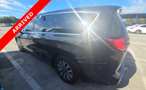 More photos of 2022 Chrysler Pacifica Hybrid Touring L at Auto Boutique Florida, FL