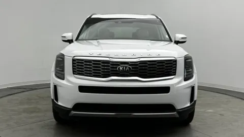 Photos of 2021 Kia Telluride S for sale in Jacksonville, FL at Auto Boutique Florida
