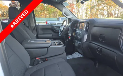 More photos of 2021 Chevrolet Silverado 1500 Custom at Auto Boutique Florida, FL