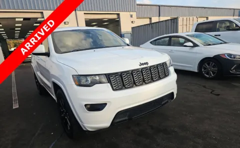 Another view of 2018 Jeep Grand Cherokee Altitude for sale in Jacksonville, FL at Auto Boutique Florida