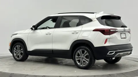 More photos of 2021 Kia Seltos S at Auto Boutique Florida, FL