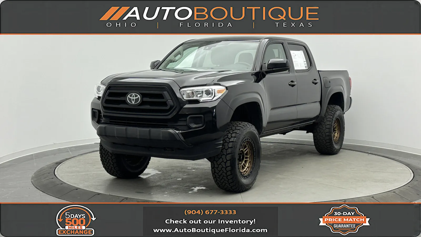 2022 Toyota Tacoma SR's photo