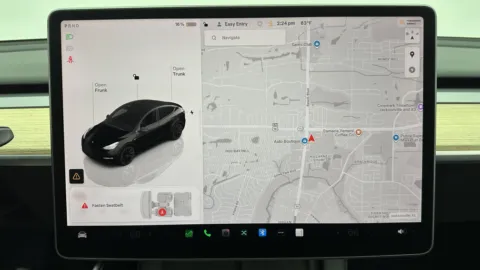 More photos of 2023 Tesla Model Y Long Range at Auto Boutique Florida, FL