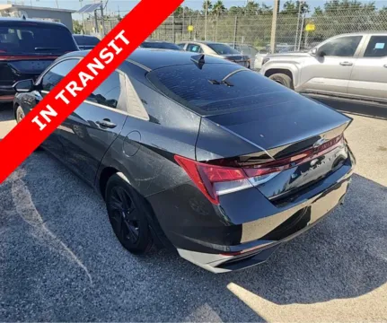More photos of 2022 Hyundai Elantra SEL at Auto Boutique Florida, FL