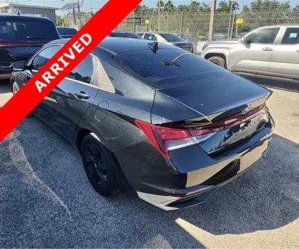 More photos of 2022 Hyundai Elantra SEL at Auto Boutique Florida, FL