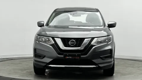 Photos of 2019 Nissan Rogue S for sale in Jacksonville, FL at Auto Boutique Florida